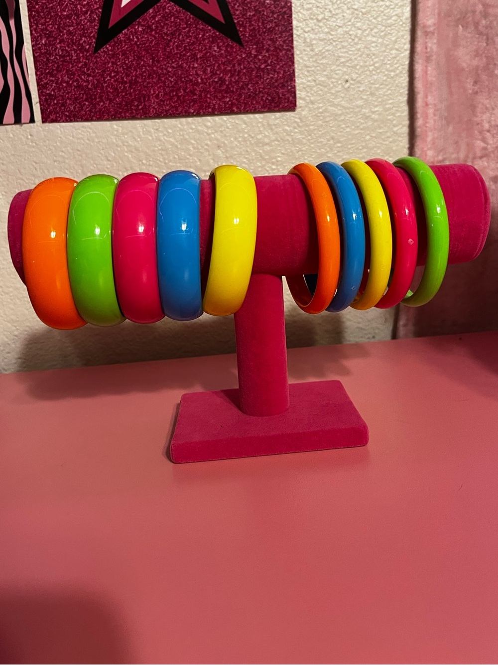 Vintage Y2K mcbling early 2000s 80s / 90s neon colorful stackable bangles